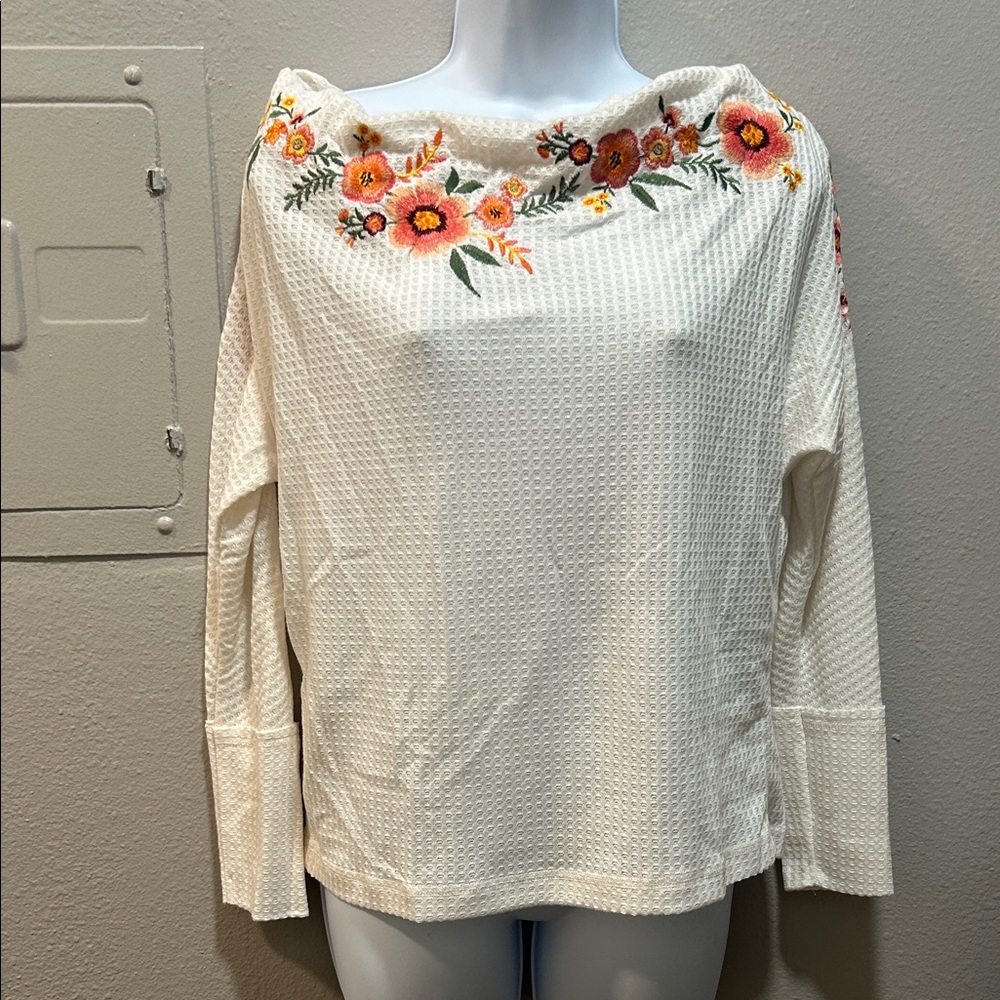 Forever 21 Cream Floral Embroidered Blouse